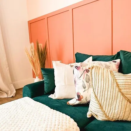 Charming Spacious 2Br Flat Near Station Plus Parking London Exterior photo