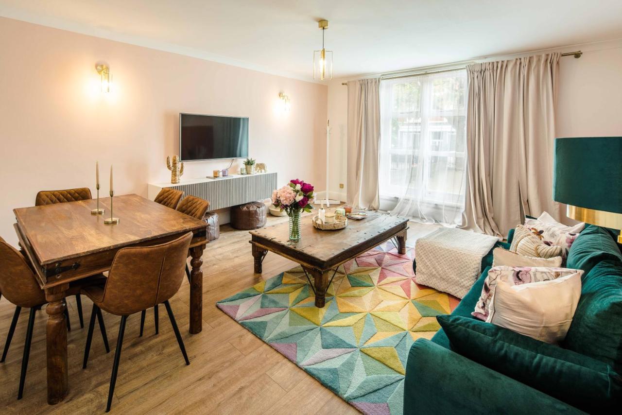 Charming Spacious 2br Flat Near Station Parking Apartamento Londres