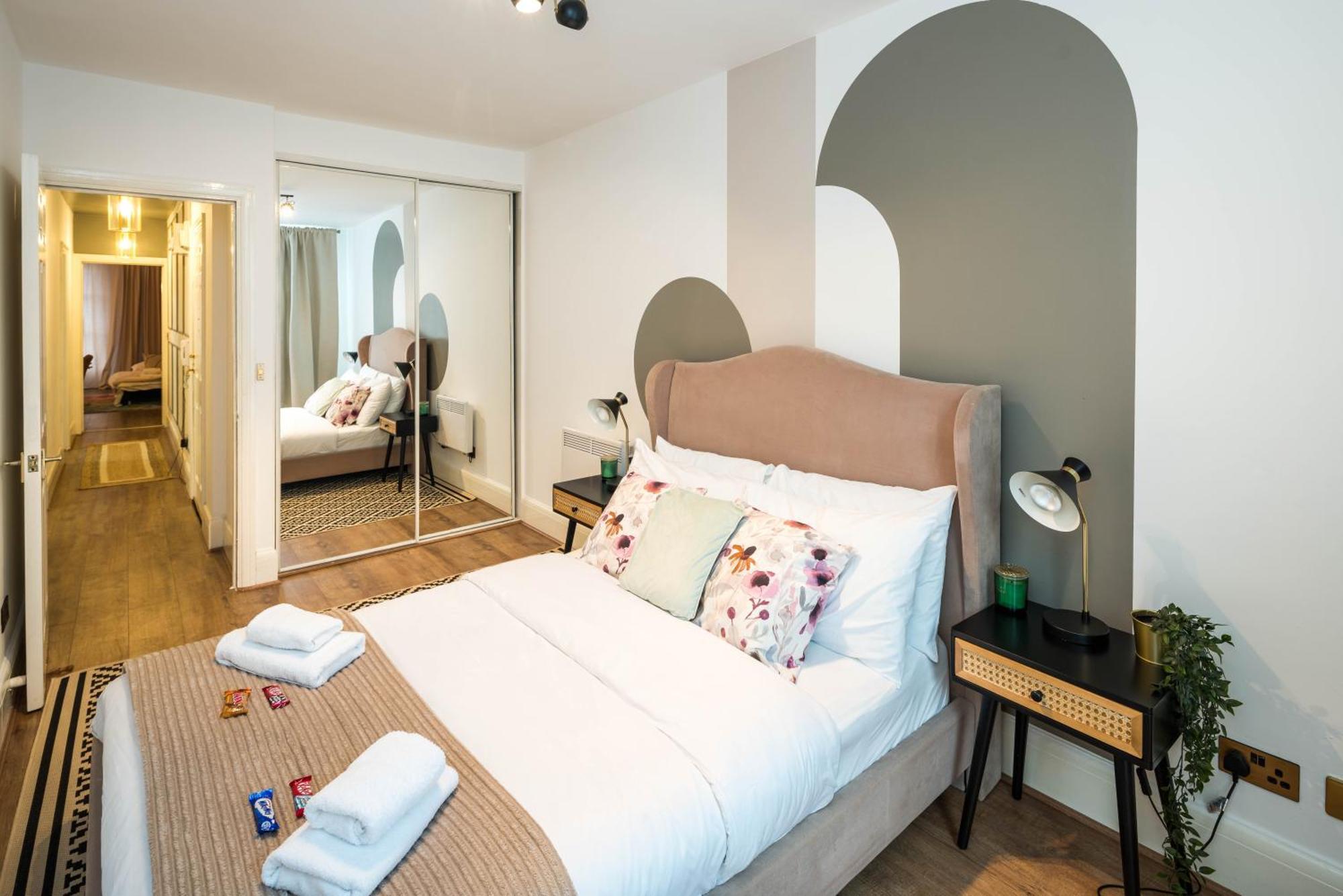 Apartamento Charming Spacious 2br Flat Near Station Parking Londres